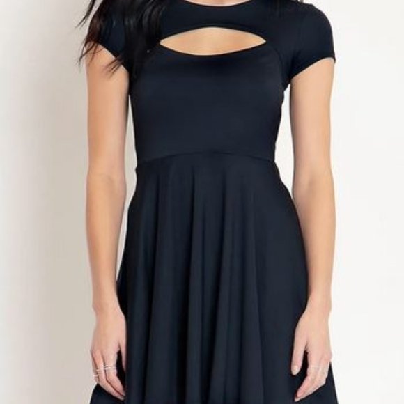 Matte Peephole Skater Dress [BLACK] - Picture 5 of 8